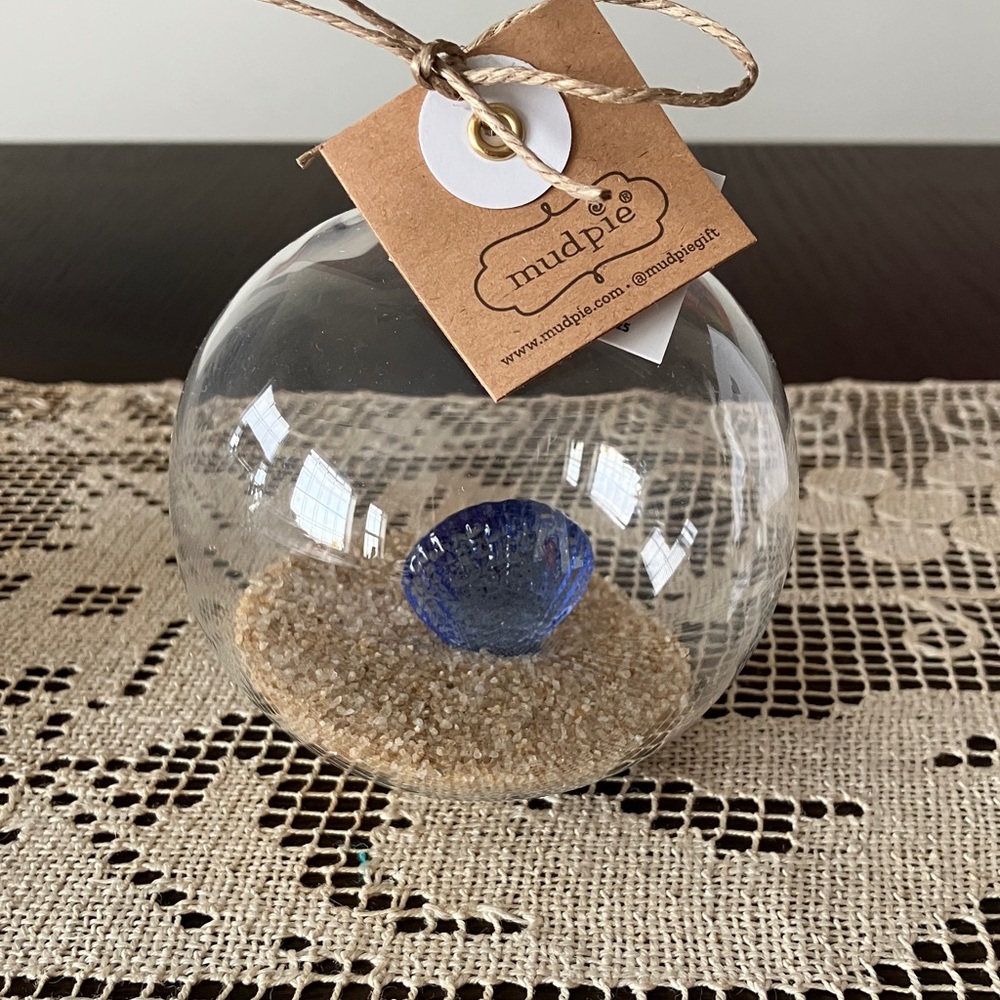Mud Pie glass shell in sand ornament new